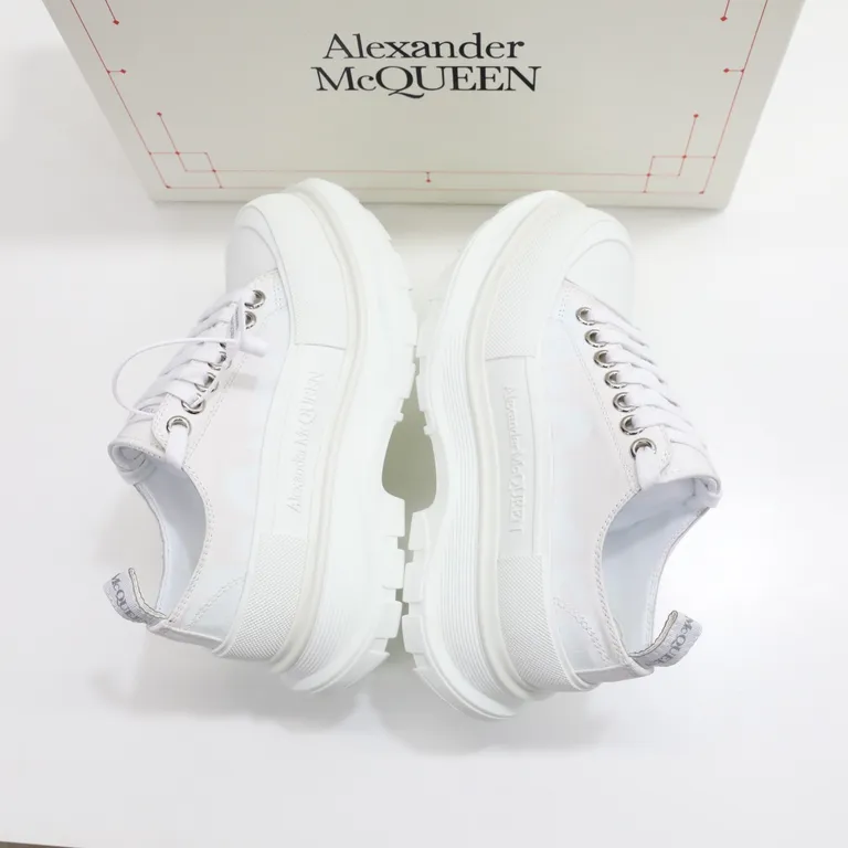 Alexander McQueen Shoe 